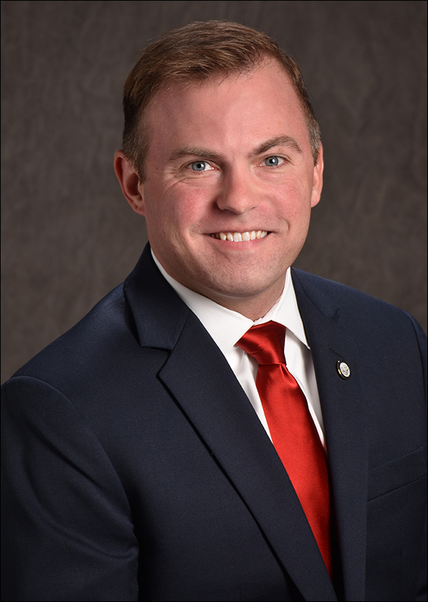 Photo of Chief Deputy Treasurer, Programs and Services, Grant Wallace.